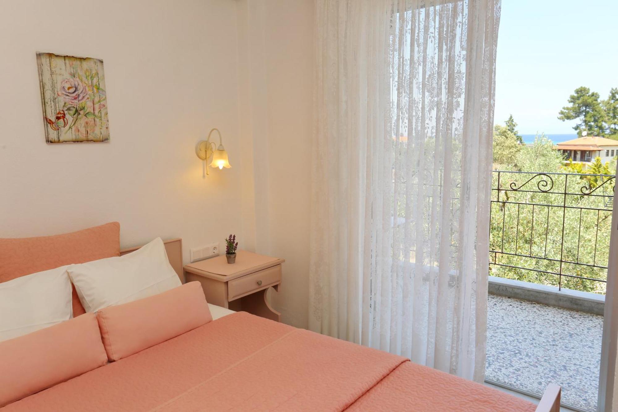 Kastoria Hotel Apartments Chaniotis Extérieur photo