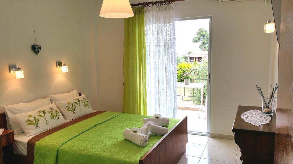 Kastoria Hotel Apartments Chaniotis Extérieur photo