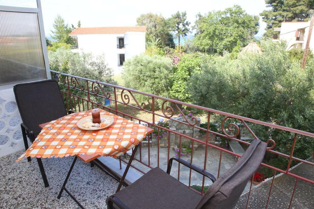Kastoria Hotel Apartments Chaniotis Extérieur photo